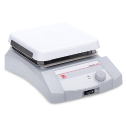 Picture of Magnetic stirrer Guardian&trade; 2000, with square top plate