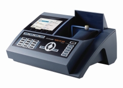 Picture of Spectrophotometer photoLab<sup>&reg;</sup> 7100 VIS and photoLab<sup>&reg;</sup> 7600 UV-VIS with OptRF