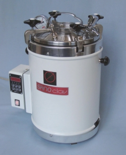 Picture of Laboratory autoclaves with heating