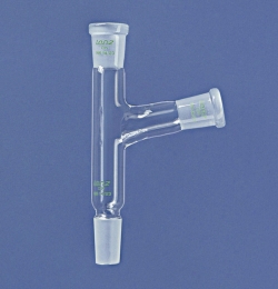 Picture of Multiple adapters, 2-necks, DURAN<sup>&reg;</sup> tubing