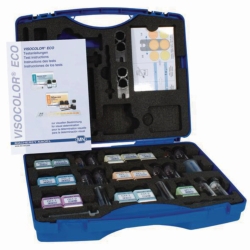 Изображение <I>VISOCOLOR</I><sup>&reg;</sup> reagent case and photometer