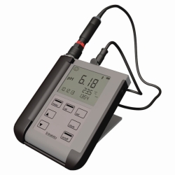 Picture of pH meter HandyLab 700 / 750