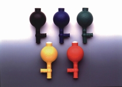 Picture of Safety Pipette Bulb, Flip&trade;, Natural Rubber